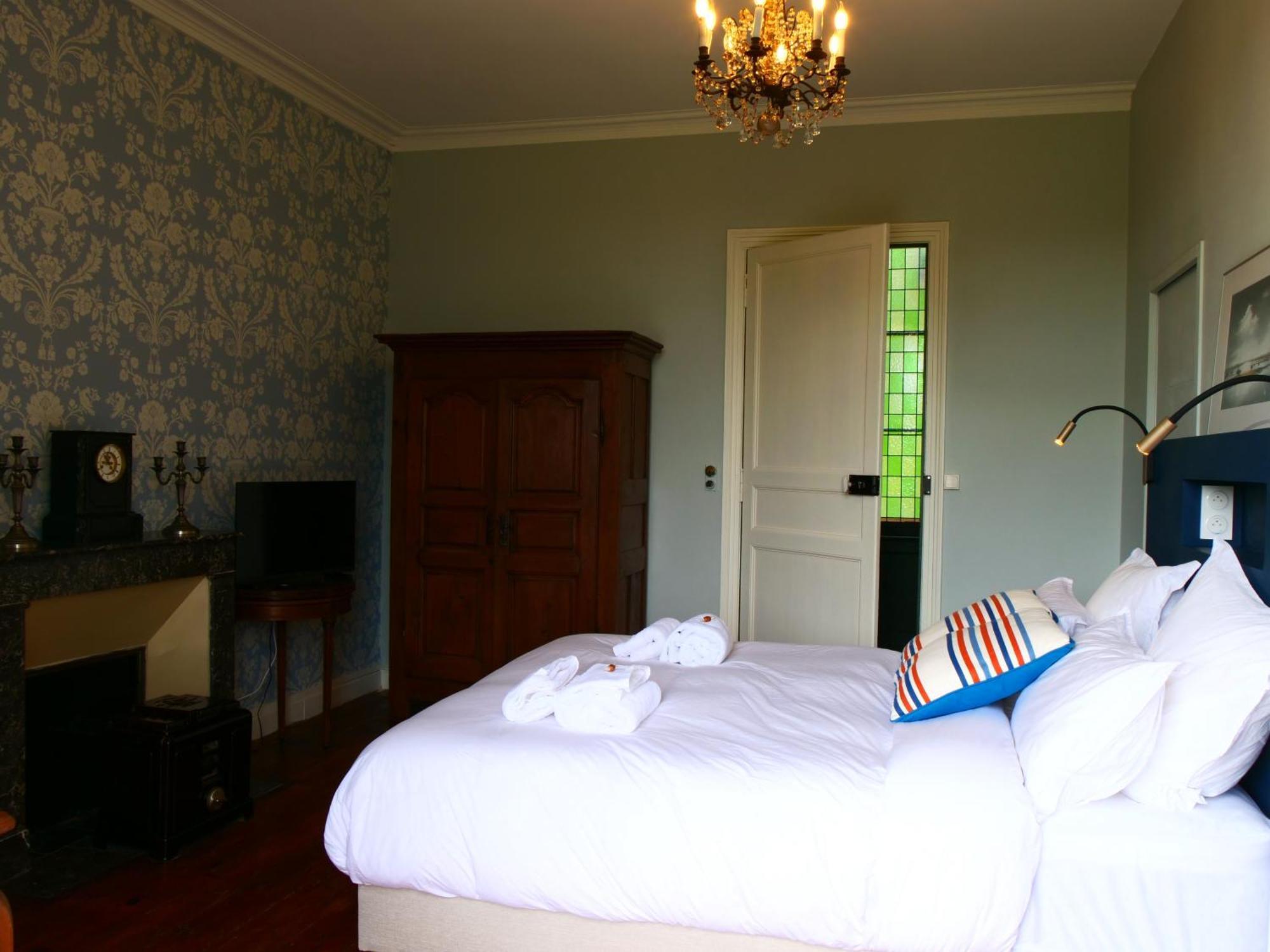 Domaine Du Cloitre Bed & Breakfast Pleneuf-Val-Andre Eksteriør bilde